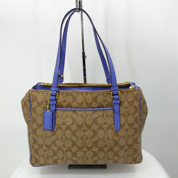 Coach Handbags - Coach Satchel F24603 Peyton Signature Carry All
